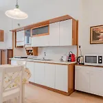 Casa Galluzzi, Ac