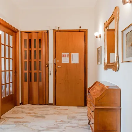 Casa Galluzzi, Ac *