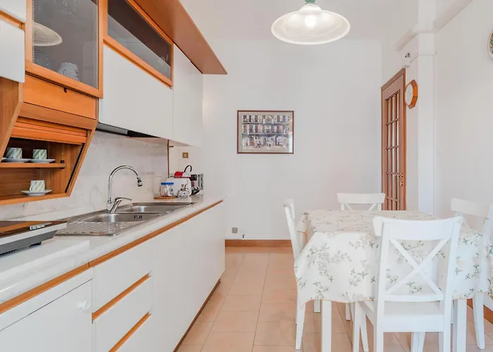 Casa Galluzzi, Ac Daire Torino